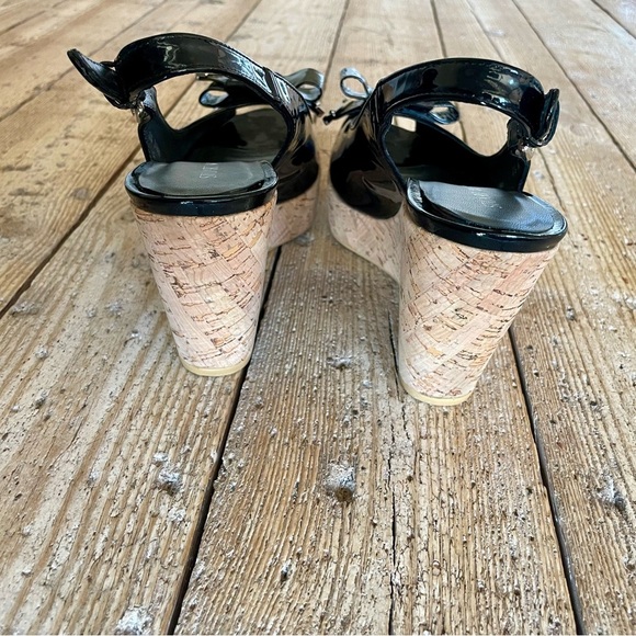 Stuart Weitzman Bodajean Black Patent Cork Wedge Sandals Size 7.5 - Picture 8 of 12